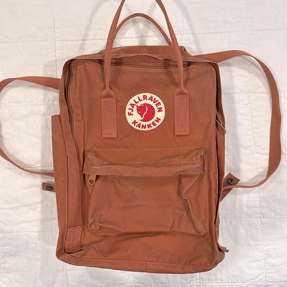 Fjällräven Classic Kånken Backpack in Terracotta Orange Brown